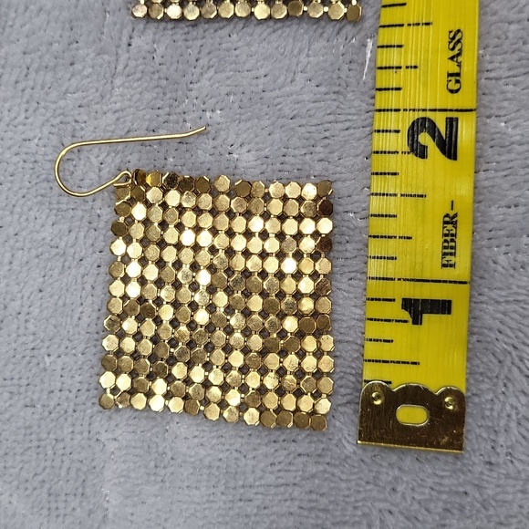 Avon Goldtone Bracelet & Earrings Set - Picture 8 of 15